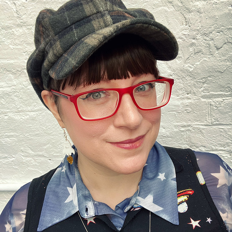 Ren Hutchings - Author